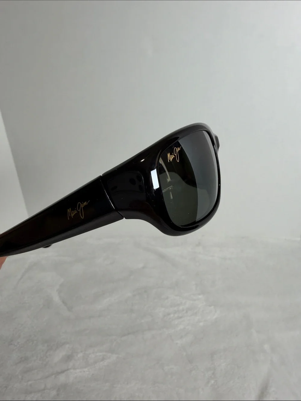 Maui Jim GRY Stingtay Gloss Balck Sunglasses